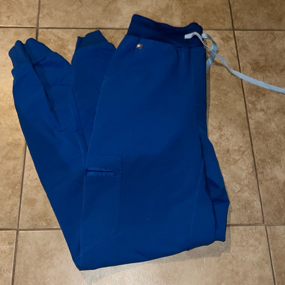 XS tall zamora jogger Figs